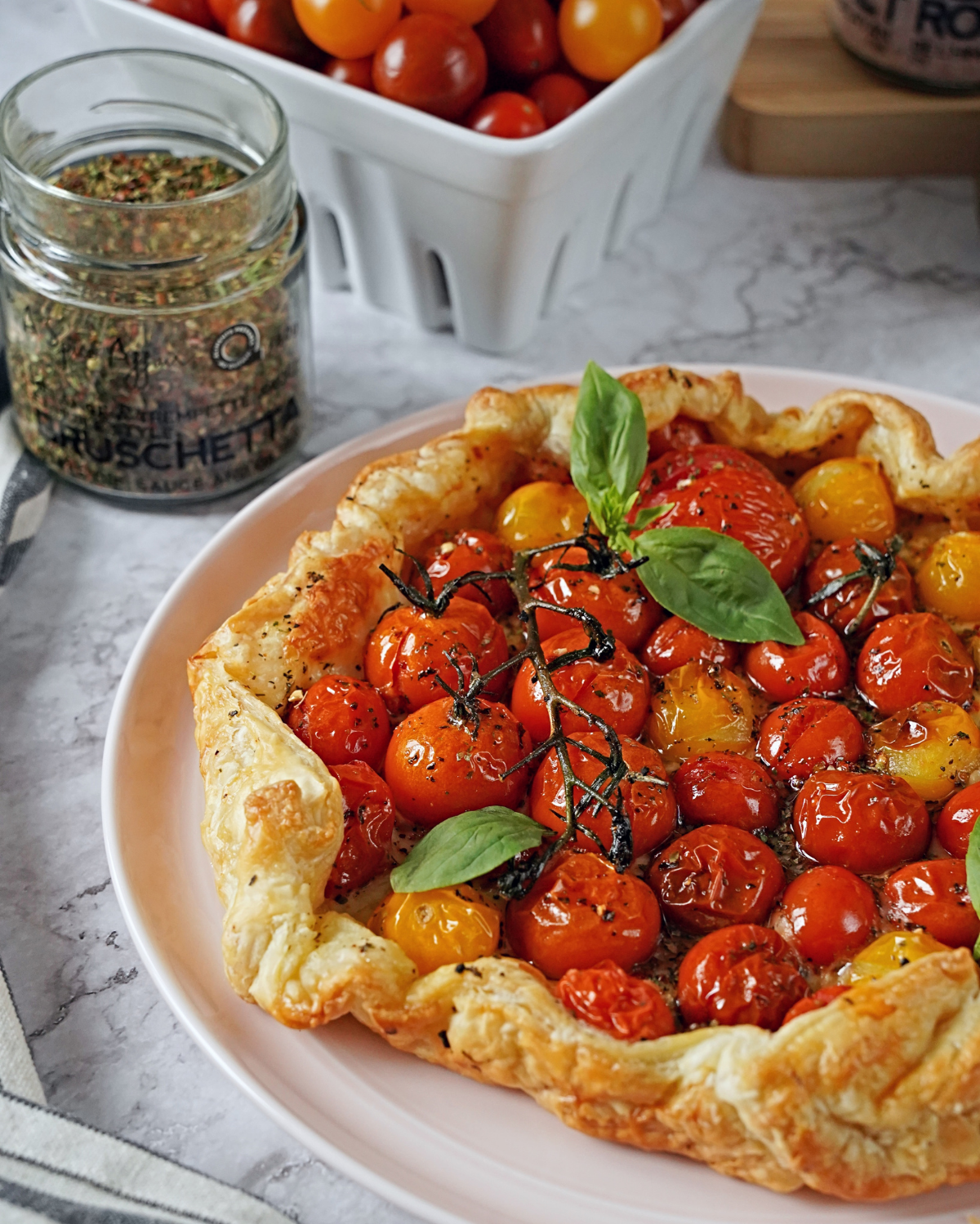BRUSCHETTA TOMATO TART