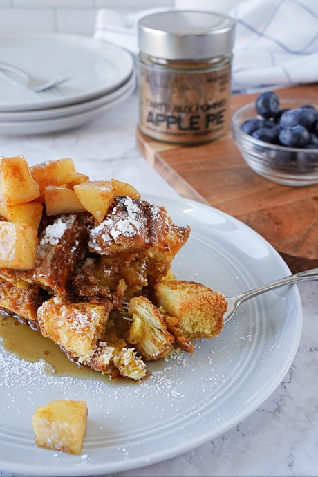 APPLE PIE FRENCH TOAST CASSEROLE