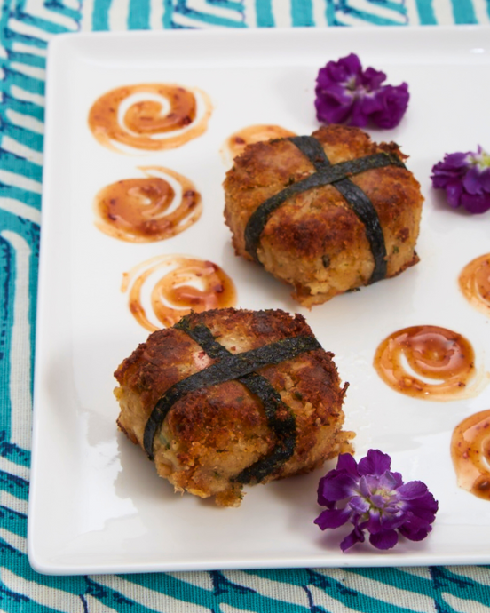 ISLAND CRAB CAKES WRAPPED IN SEAWEED