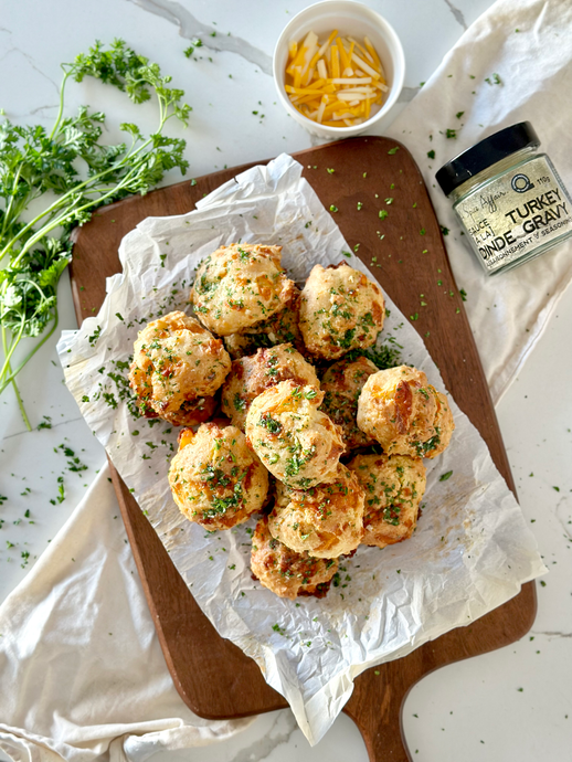 CHEDDAR BAY BISCUITS