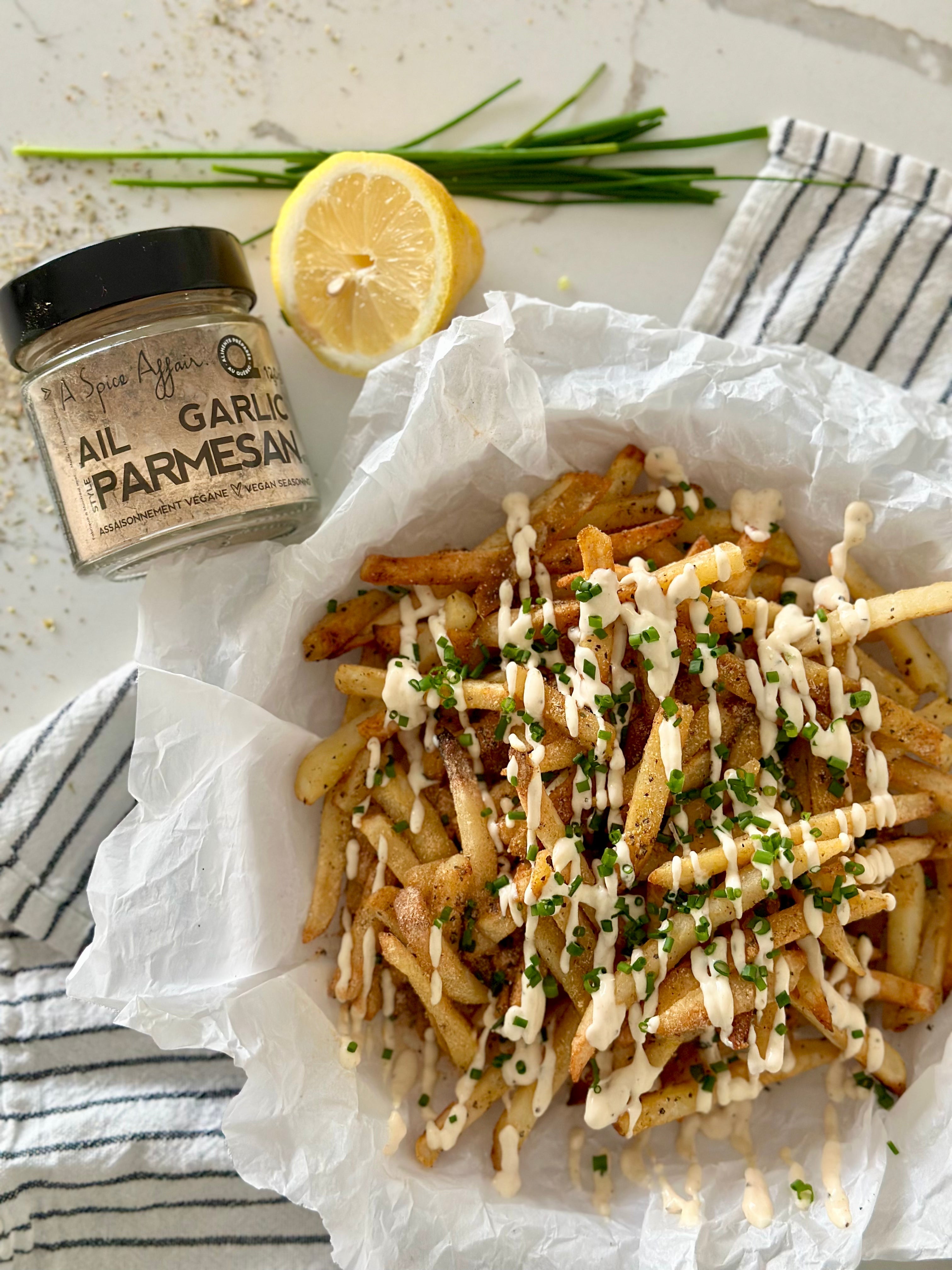 GARLIC PARMESAN CRISPY FRIES