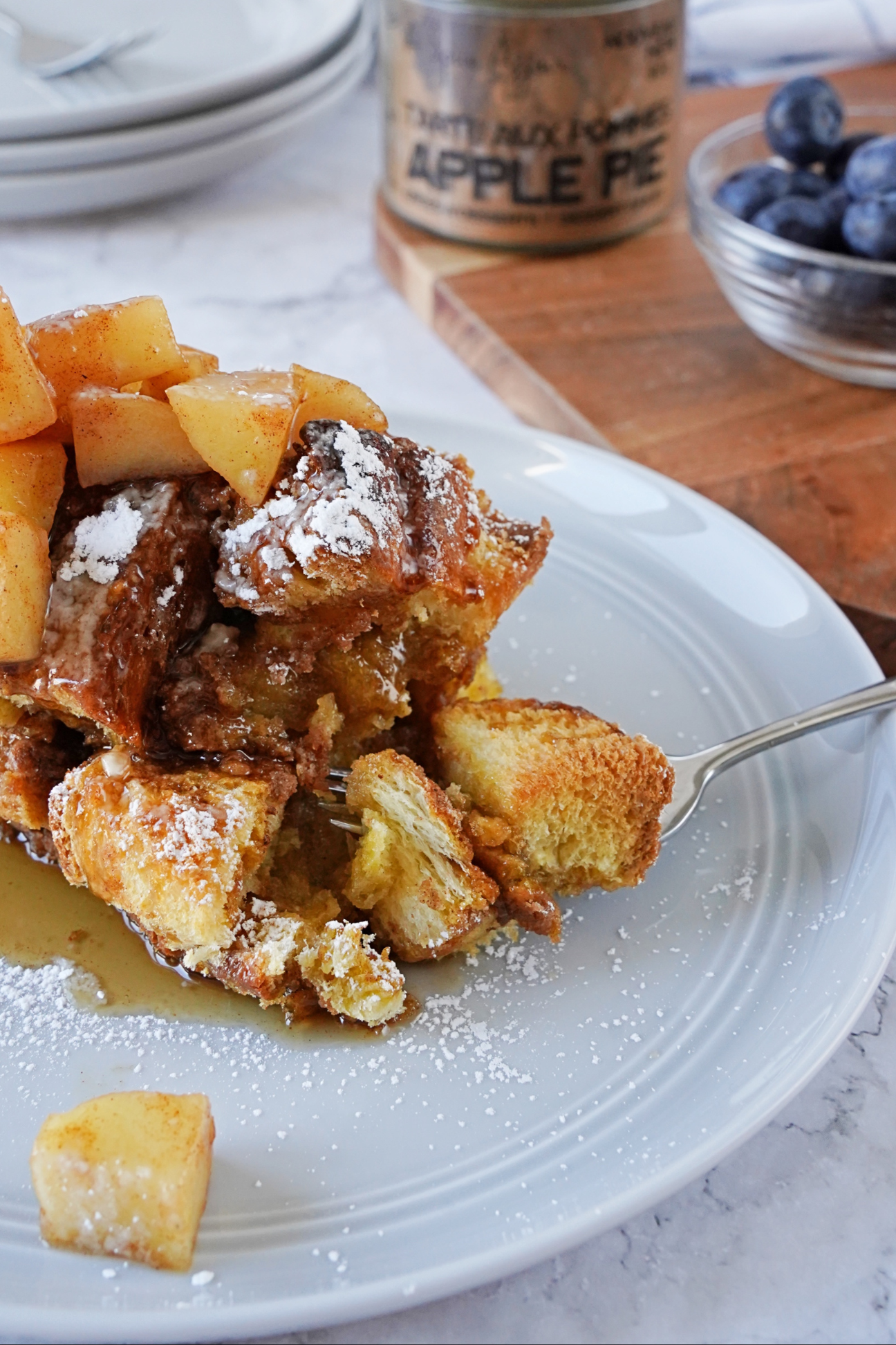APPLE PIE FRENCH TOAST CASSEROLE